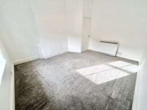 Photo 25- click for photo gallery